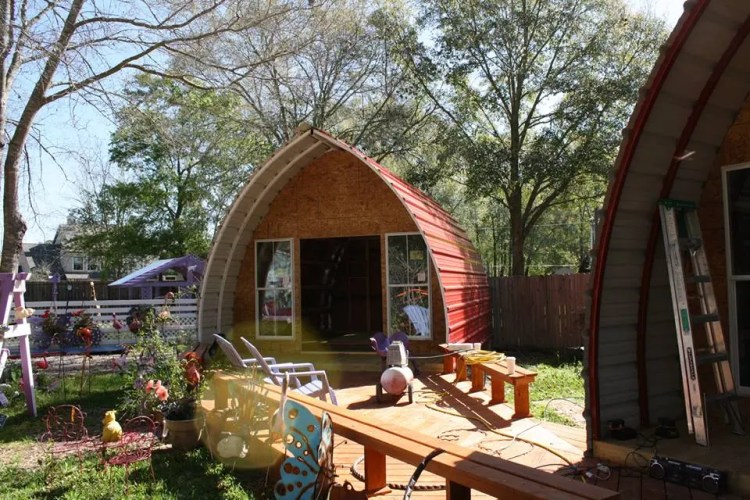\"arched-cabins-studio\"